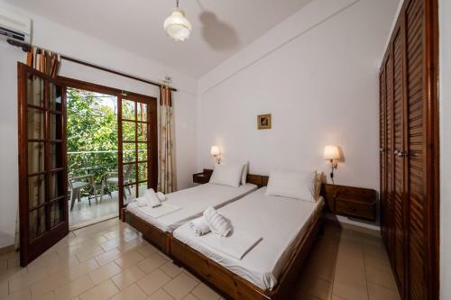 Villa Kosta Hotel & Apartments
