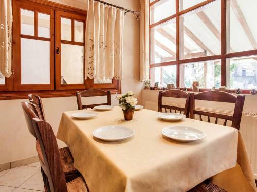 Apartamento Simplistic Holiday Home In Stournareika With Balcony