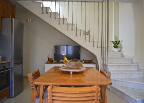 Four Seasons Homes