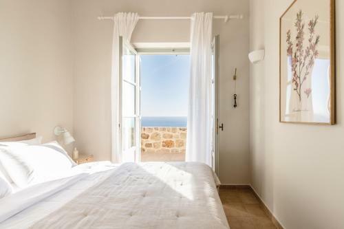 Villa Amani Living