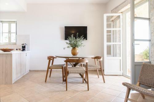 Villa Amani Living
