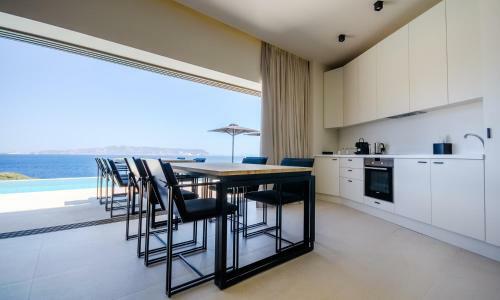 Hotel Milos Cove