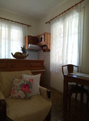 Korinthiakos View Villa