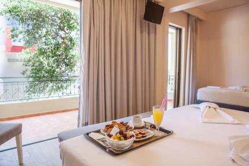 Pitsakis Hotel
