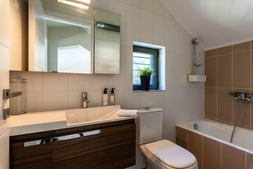 Villa Idyle - Luxury Beachfront Residence