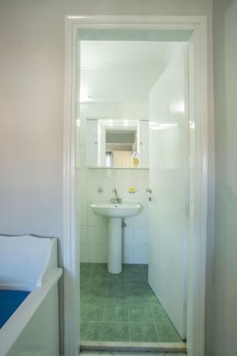Hostal Orange Apartments
