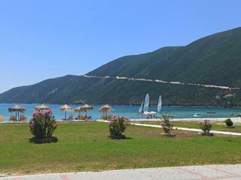 Sunwaves Beach Hotel