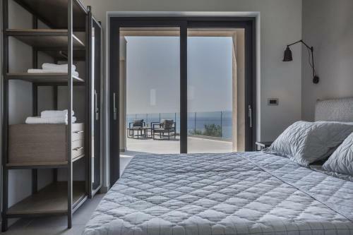 Vlachata Villa Sleeps 6 Pool Wifi