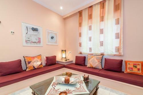 Vougiato Villa Sleeps 10 With Pool Air Con And Wifi