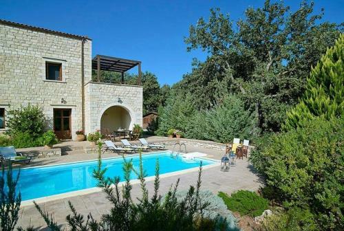 Villa Alkioni With Private Pool