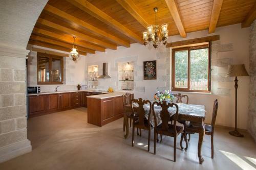 Luxury Crete Villa Villa Melpomeni Private Pool Private Playground 5 Bdr Rethymno