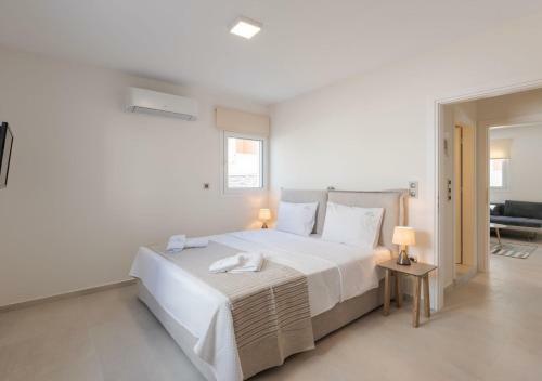 Hostal Costa Vasia Suites And Apartments