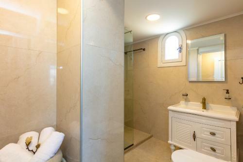 Apartamento Pinelopi Beach Suites