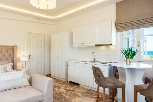 Apartamento Pinelopi Beach Suites