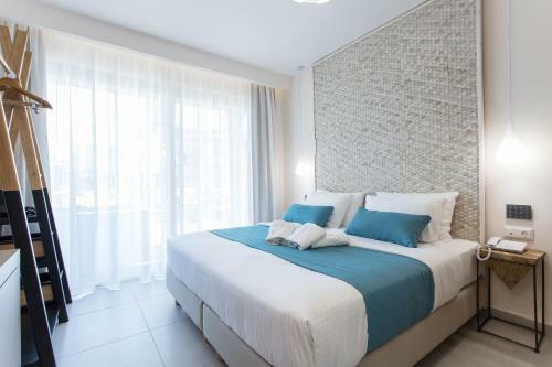 Epos Luxury Beach Hotel / Adults Only 16+