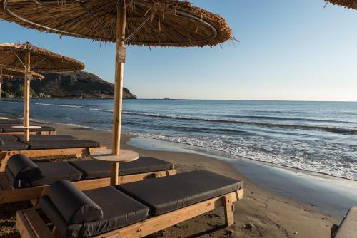 Epos Luxury Beach Hotel / Adults Only 16+