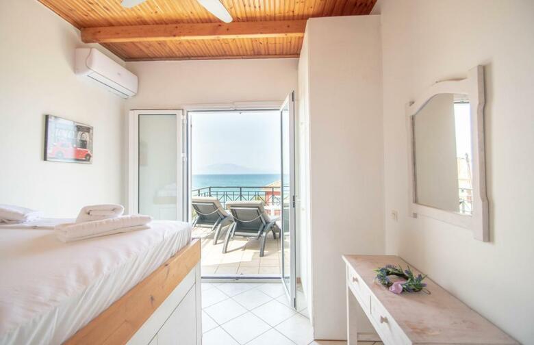 Villa Gousetis On The Beach
