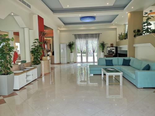 Louis Luxury Villa