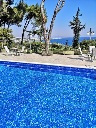 Louis Luxury Villa