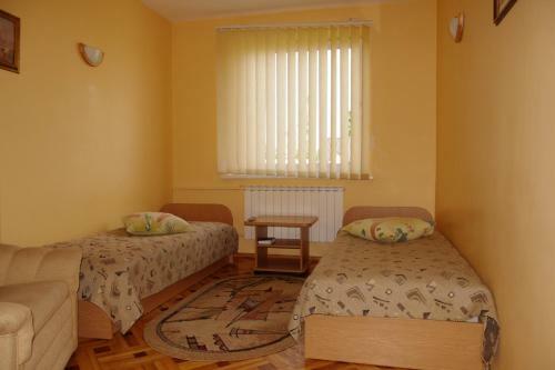 Hostal Turn? Guest House