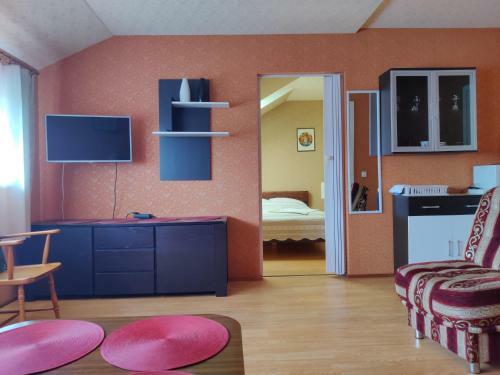 Guest House O?ia