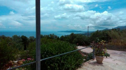 Quaint Greek Cottage, Rural Setting, Great Views.