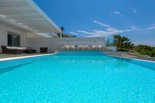 Villa Mimosa In Pefkos (Lindos Area)