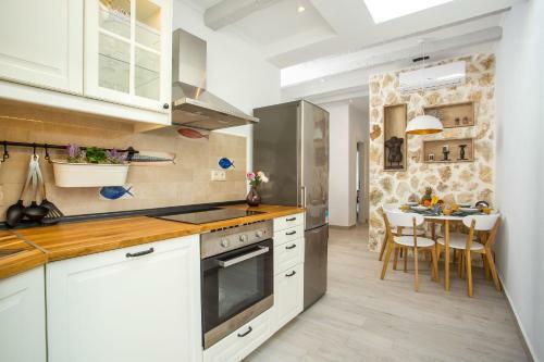 Egli Luxury Apartments