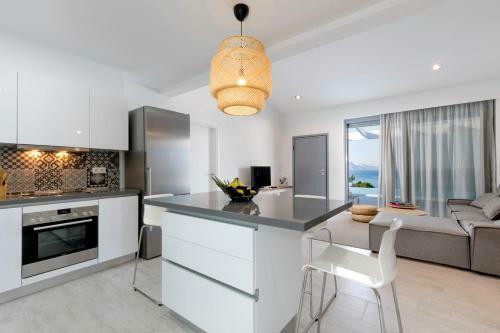 Villa Estella With Pool & Jacuzzi In Lindos