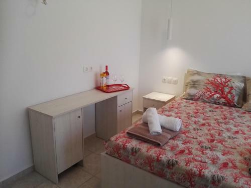 Bouganville Bed & Breakfast Stegna