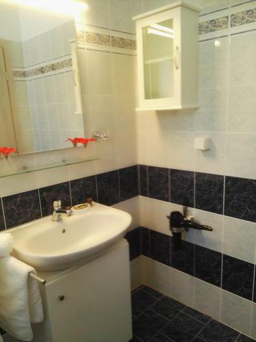 Bouganville Bed & Breakfast Stegna
