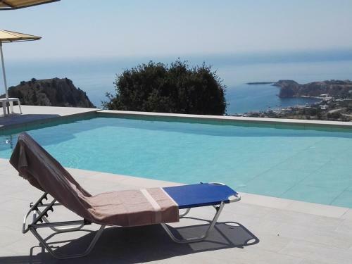Bouganville Bed & Breakfast Stegna
