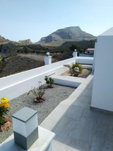 Bouganville Bed & Breakfast Stegna