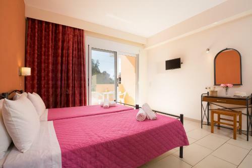 Odysseus Apartments