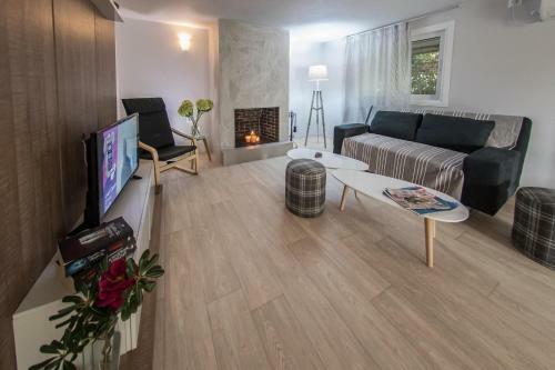 Apartamento Complex Lagonissi Residence With Swimming Pool.