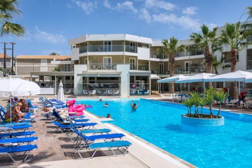 Hotel White Olive Premium Cameo