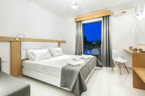 Bed & Breakfast White Canvas Boutique Studios