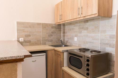 Pythari Apartments