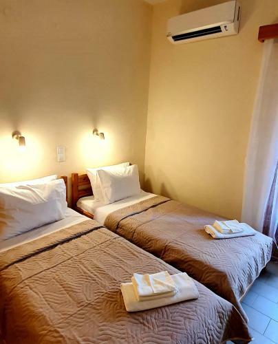 Nicoll Apartments