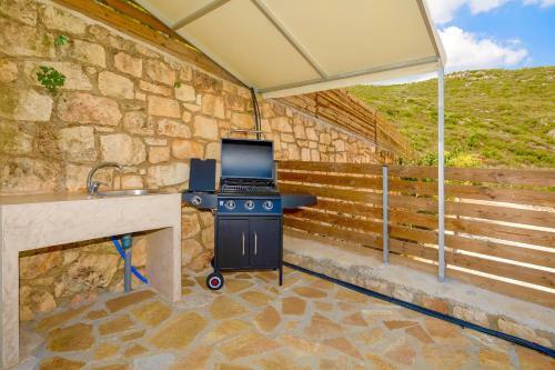 Villa Keri Homes