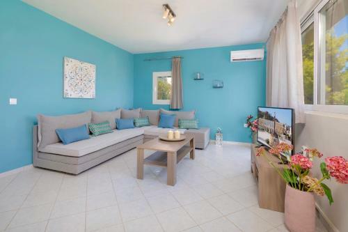 Villa Keri Homes