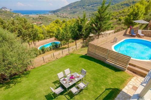 Villa Keri Homes