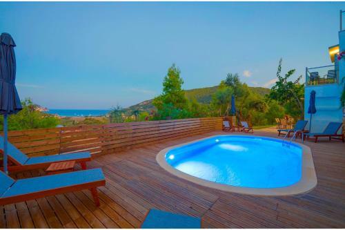 Villa Keri Homes