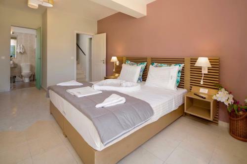 Villa Keri Homes