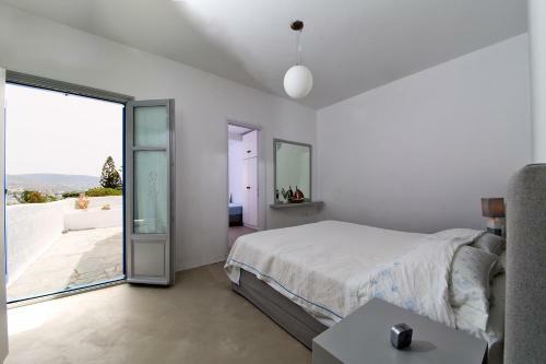 Villa Deep Blue With Private Pool Next To Parikia