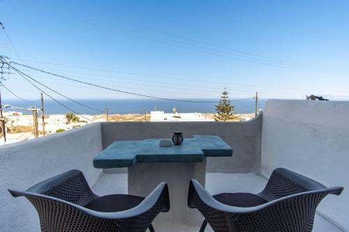 N Renieris Apartments