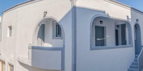 N Renieris Apartments