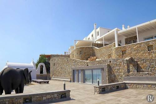 Agrari Villa Sleeps 24 With Pool Air Con And Wifi