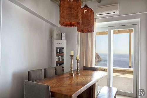 Agrari Villa Sleeps 24 With Pool Air Con And Wifi