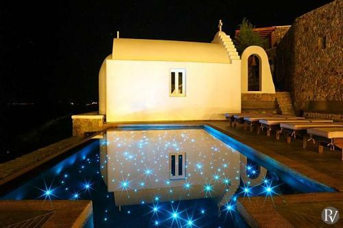 Agrari Villa Sleeps 24 With Pool Air Con And Wifi